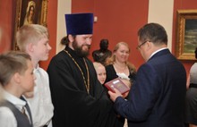 Одиннадцать ярославских семей награждены медалями «За верность родительскому долгу»