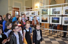 В Ярославском музее-заповеднике открылась выставка финалистов фотоконкурса «В объективе семья»