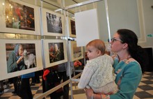 В Ярославском музее-заповеднике открылась выставка финалистов фотоконкурса «В объективе семья»