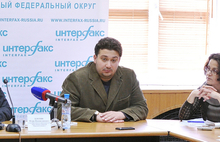 Депутат муниципалитета Игорь Блохин предложил взять мэра Ярославля на поруки. С фото