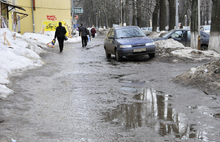 В середине апреля Ярославль завален снегом, пропитанным грязью и тяжелыми металлами. Фоторепортаж