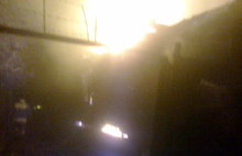 В Ярославле сгорело заброшенное здание