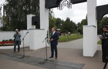 В Ярославле после реконструкции торжественно открыли сквер у госпиталя ветеранов