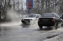 Талые воды заливают Резинотехнику Ярославля. Фоторепортаж