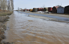 Талые воды заливают Резинотехнику Ярославля. Фоторепортаж