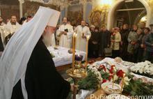В Ярославле простились с семьей погибшего в ДТП священника