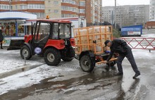 В Ярославле дороги обрабатывают природным рассолом из смеси воды и соли