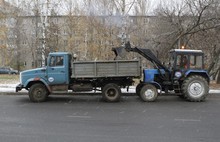 В Ярославле дороги обрабатывают природным рассолом из смеси воды и соли