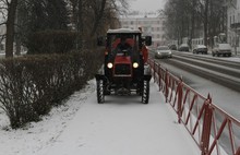 В Ярославле увеличивают количество снегоуборочной техники на улицах