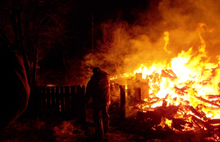 В сгоревшей бане в Ярославском районе обнаружили труп мужчины