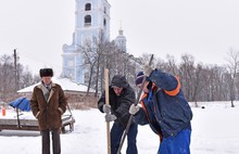 Оборудована крещенская купель возле храма Петра и Павла в Ярославле