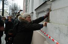 В Москве и Ярославле прошли марши памяти Бориса Немцова
