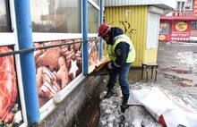 На Московском проспекте сносят продуктовый магазин «Парус»