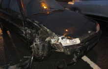 В Ярославле «Крайслер» разбился, столкнувшись с отечественным авто