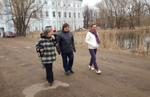 Кандидат в президенты РФ пообещал помочь защитникам Петропавловского парка