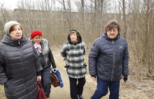 Кандидат в президенты РФ пообещал помочь защитникам Петропавловского парка