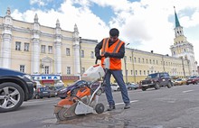 На улице Победы в Ярославле проверили качество ремонта дорожного полотна