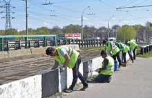 В Ярославле красят мосты