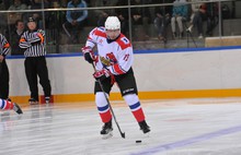 Дмитрий Миронов сыграл в матче легенд российского хоккея и ветеранов ярославского «Локомотива»