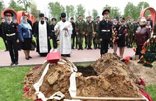 В Ярославле торжественно захоронили останки летчика Великой Отечественной войны