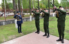 В Ярославле торжественно захоронили останки летчика Великой Отечественной войны