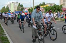 День России в Тутаеве отметили велопробегом в поддержку возвращения городу его исторического имени Романов-Боисоглебск