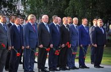 В Ярославле Дмитрий Миронов и члены делегации стран ШОС возложили венки к Вечному огню
