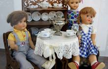 В Ярославле с успехом проходит выставка кукол. Фоторепортаж
