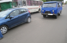 В Ярославле сразу две машины «Почты России» попали в аварию