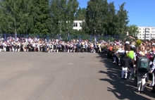 В Ярославле наградили спасших тонущего двухлетнего малыша школьников