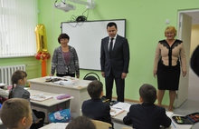 Дмитрий Миронов навестил Туношенскую школу