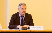 Вновь избранным депутатам муниципалитета Ярославля вручили удостоверения