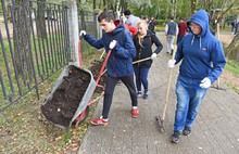 Студенты Ярославского технического университета привели в порядок парк «Нефтяник»