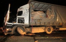В Ярославской области два грузовика не могли поделить федеральную трассу