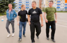 Секретный миллионер подарил парням из Рыбинска четыре авто