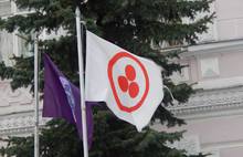 Что за флаг висит возле Ярославского музея?