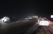 В Ярославской области грузовик подмял иномарку: погиб водитель