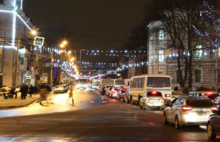 В этом году будет ещё наряднее: в Ярославле включают новогоднюю подсветку
