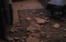 Так начался капремонт: в квартире в центре Ярославля обвалился потолок
