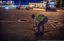 В Ярославле разукрасили дорожные ухабы