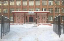 ЧП в школе Ярославля: детей водят через черный вход