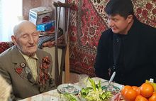 Долгожительница из Ярославля по фамилии Девочкина отметила 105-летие