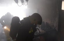 Пожар в многоэтажке Ярославля тушили три десятка спасателей: погибла женщина