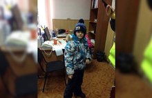 Срочно! В Ярославле в троллейбусе нашли мальчика: ищут родителей 