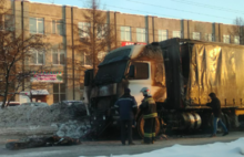 В Ярославле прямо на дороге вспыхнула фура