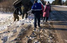 На трассе Ярославль – Гаврилов-Ям пассажирский автобус съехал в кювет