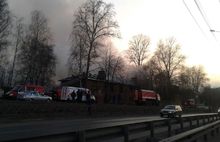 Вечером из-за пожара на проспекте Фрунзе в Ярославле образовалась огромная пробка