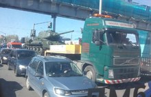 В Ярославле из-за танка Т-34 в громадные пробки встали утром Московский и Фрунзенский проспекты