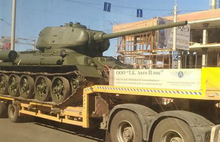 В Ярославле из-за танка Т-34 в громадные пробки встали утром Московский и Фрунзенский проспекты