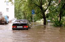 В Ярославле затопило не только улицы, но и дворы